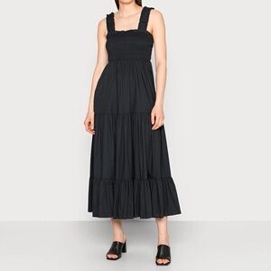 Abercrombie & Fitch Smocked Bodice Maxi Dress in Black - Size XSP